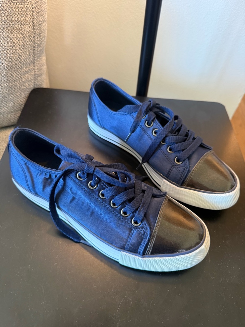twiggy LONDON Navy Canvas Sneakers with‎ Black Toe Cap
